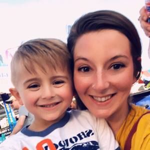 Meet your Posher, Cara